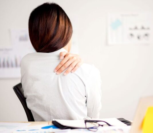 หมดปัญหา Office Syndrome แก้ไขง่าย ๆ ด้วยเก้าอี้สุขภาพ