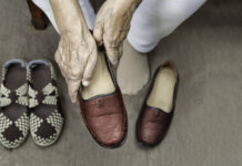 ผู้ป่วยเบาหวาน มีความจำเป็นที่จะต้องใส่รองเท้าเบาหวานมากแค่ไหน ???? ผู้ป่วยเบาหวาน