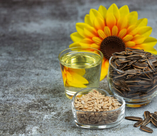 เมล็ดทานตะวัน เคี้ยวมัน อร่อยง่าย ได้สุขภาพ เมล็ดทานตะวัน