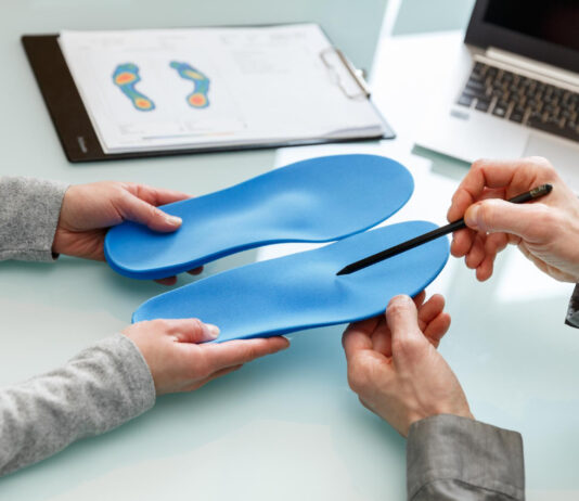 แผ่นรองรองเท้าเพื่อสุขภาพ สำคัญอย่างไรต่อสุขภาพเท้าและร่างกายของคุณ? แผ่นรองรองเท้าเพื่อสุขภาพ