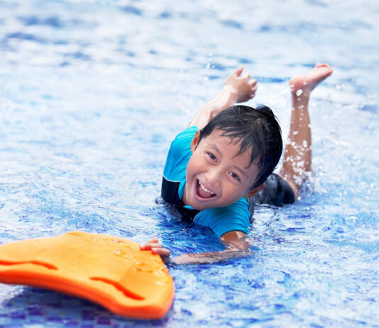 โรคที่อยู่ในสระว่ายน้ำ รู้ไว้ก่อนกระโดดลงน้ำเพื่อความปลอดภัย โรคที่อยู่ในสระว่ายน้ำ.jpg