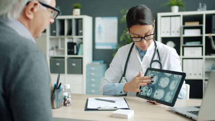 Photo nuclear medicine tech