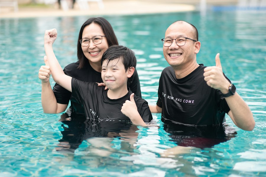 Photo All on 4 dental implant recovery Thailand